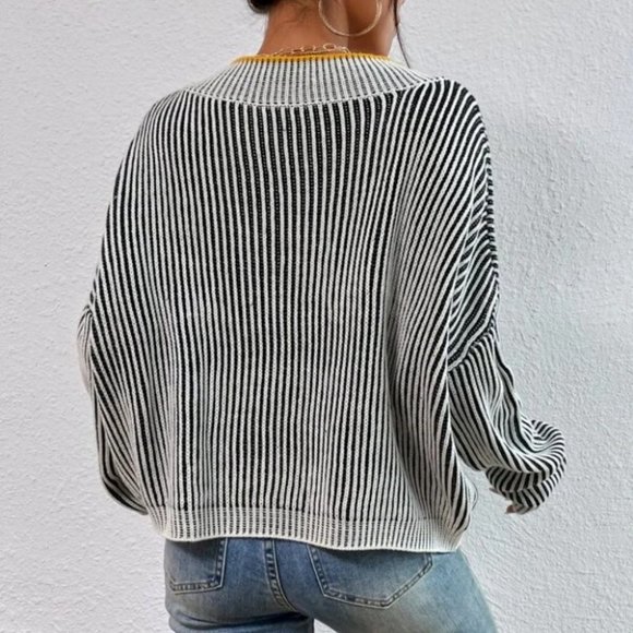 stripe Pattern Knit Sweater Top - Picture 5 of 6